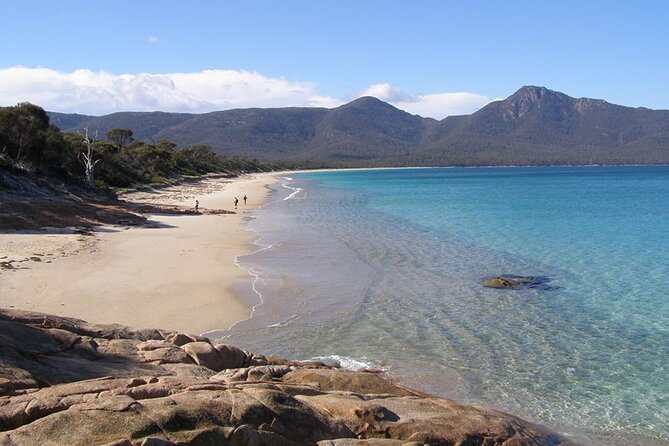 10 Days Ultimate Guided Tour of Tasmania - Comfort Tour - Price and value: what $2,397 buys you (and what it doesn’t)