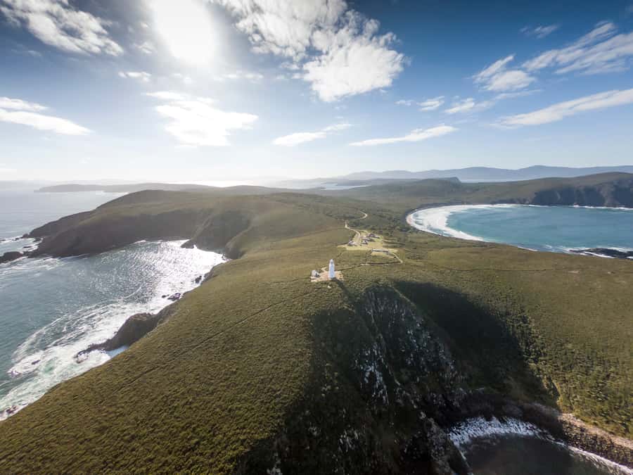 Bruny Island: Cape Bruny Lighthouse Tour - Prism room and keeper life: how the light and routines worked