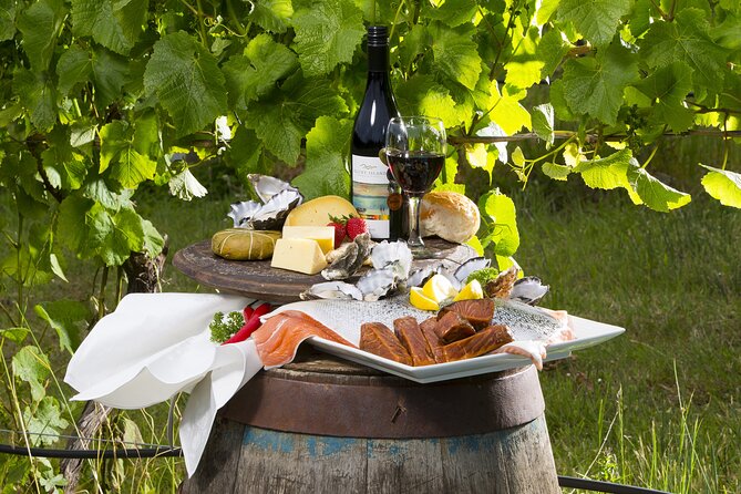 Bruny Island Traveller - Gourmet Tasting and Sightseeing Day Trip from Hobart - Getting onto the water and into the rhythm at Pennicott Wilderness Journeys