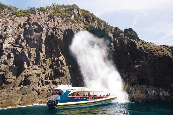 Full-Day Bruny Island Cruises Day Tour from Hobart - Getting warm at lunch on Bruny Island: fuel plus timing buffer