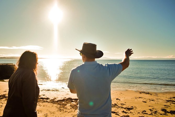 Full-Day Tour to Wineglass Bay from Hobart - Cape Tourville Lighthouse: the edge-of-the-world moment