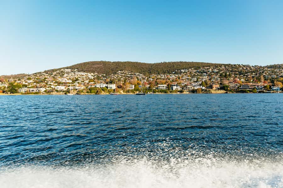 Hobart: 2.5-hour Iron Pot Lighthouse Cruise - Small-Group Comfort: New Vessels, Big Windows, and a Real Captain/Guide