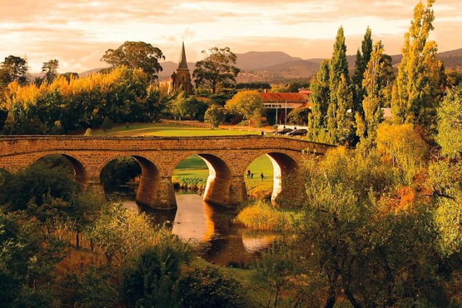 Hobart Highlights Day Tour - Richmond’s Convict-Era Town Feel: A Walkable Change of Pace