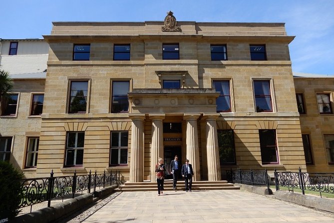 Hobart History, People & Places - 2 hour city walk - What you’ll notice right away