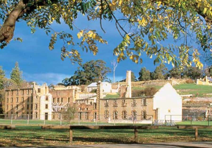 Hobart: Port Arthur & Tasman Park Full-Day Trip with Cruise - Port Arthur’s story plus Tasman Peninsula scenery in one day