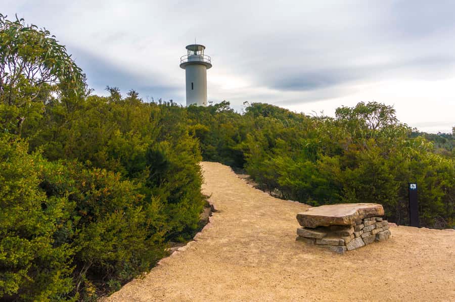 Hobart: Wineglass Bay, Freycinet Park, and Richmond Tour - Timing, weather, and what to pack for comfort