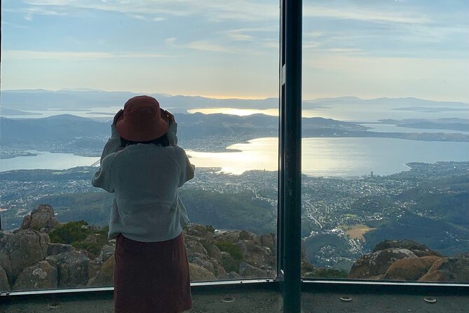 nipaluna (Hobart) Highlights Day Tour - The Hobart CBD loop: see the city landmarks without navigating traffic