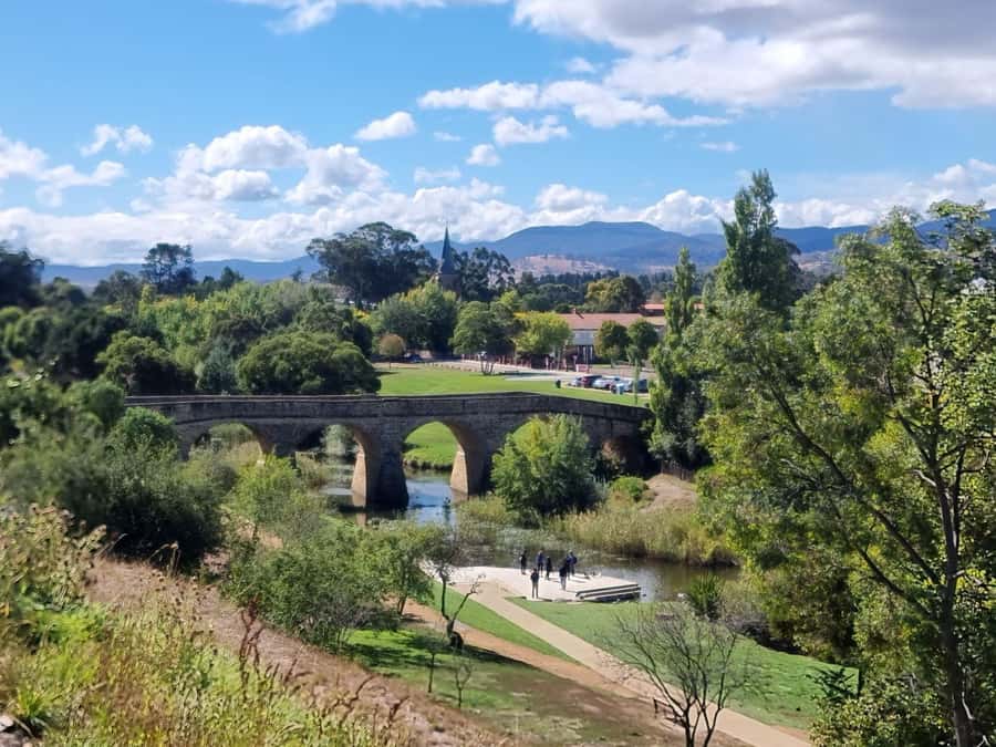 Richmond Village Tour & Coal River Valley Experience option - Convict-Era Landmarks and the Oldest Bridge Factor
