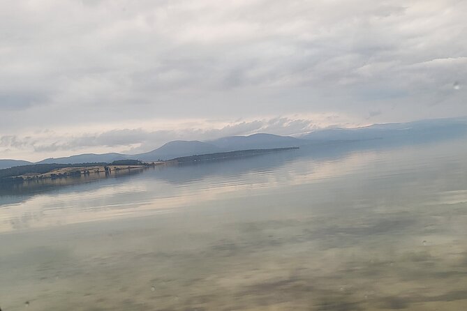 Signature Bruny Island Tour - Hobart & SE Tasmania - Oysters at Get Shucked and Optional House of Whisky